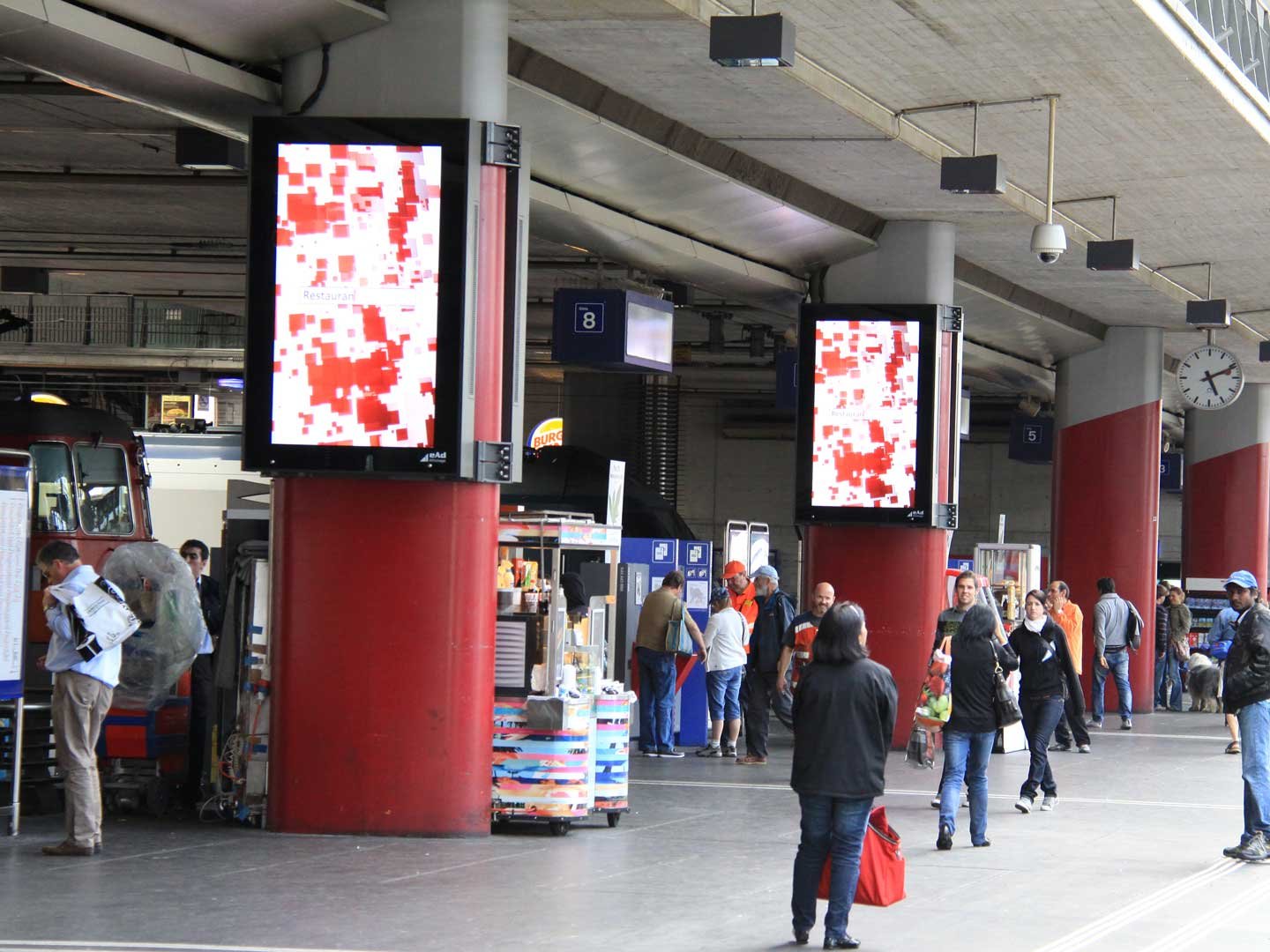 Reference image APG ePanel Adscreen and Instore Marketing
