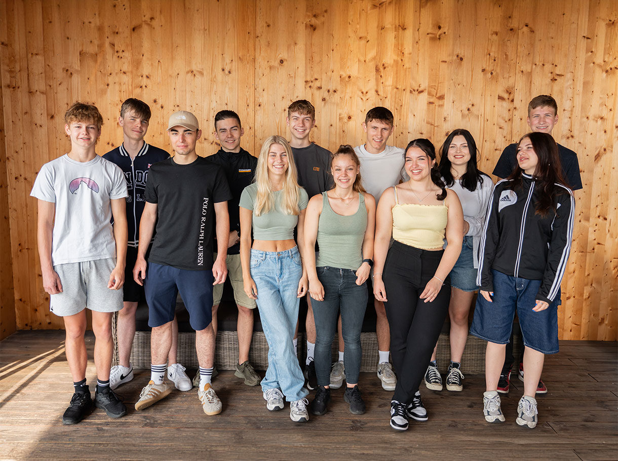 Group photo Kilchenmann apprentices