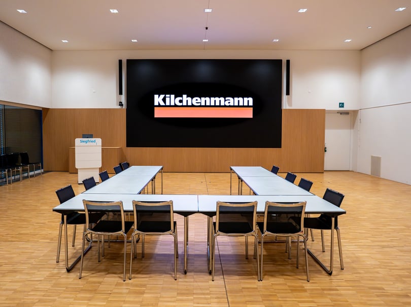 Siegfried AG Zofingen Forum - Forum view from the front