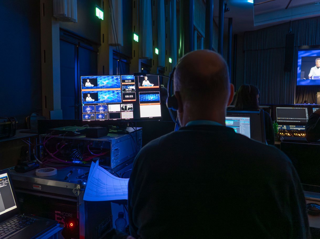 Directed by Purple Stage, Kilchenmann AG Directed by Purple Stage, Kilchenmann AG