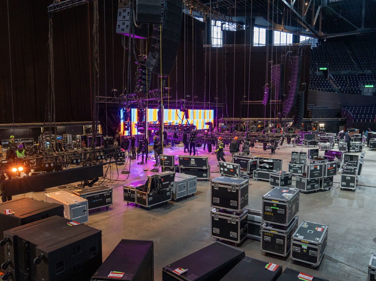 Set-up Gölä 25th anniversary concert, Hallenstadion Zurich, technical partner Kilchenmann