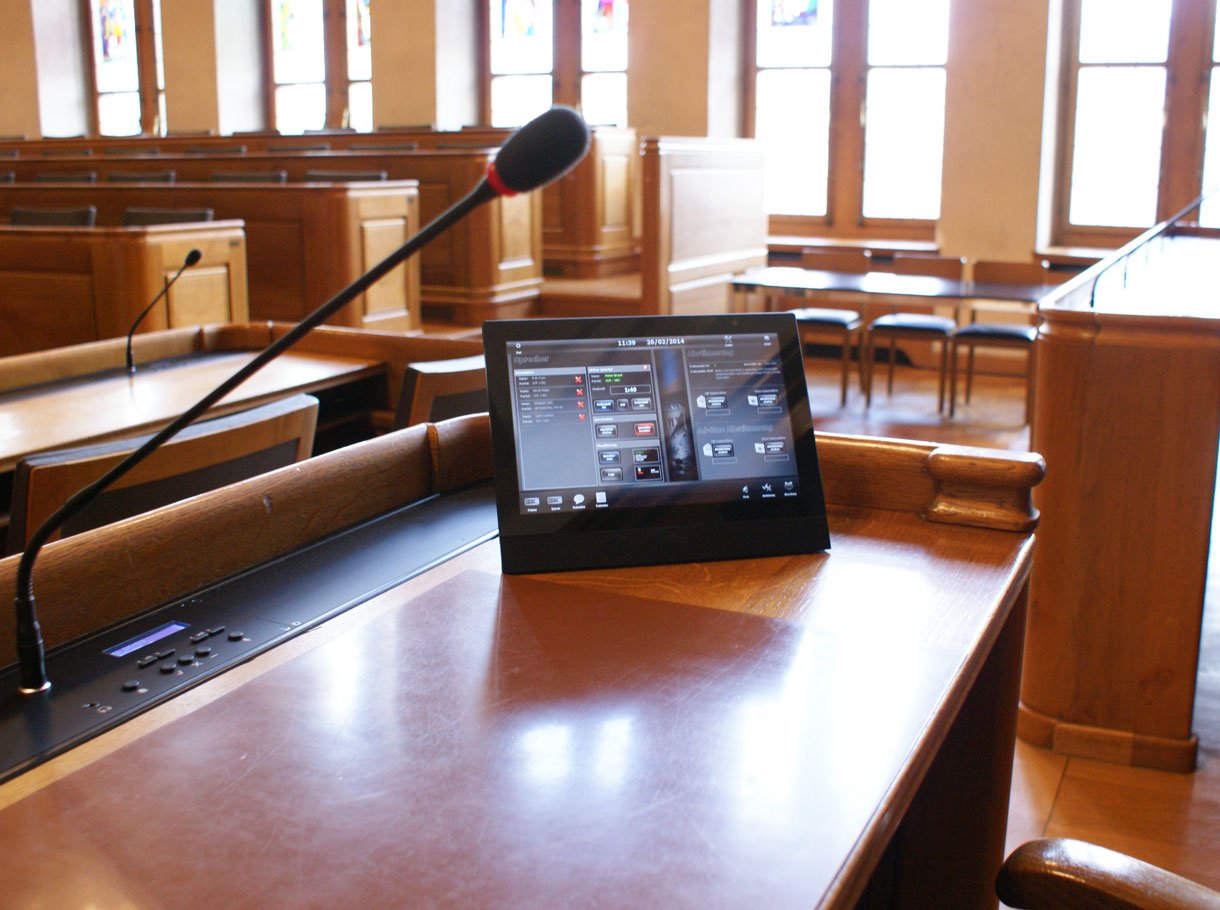 Reference image City Hall Bern Media Control