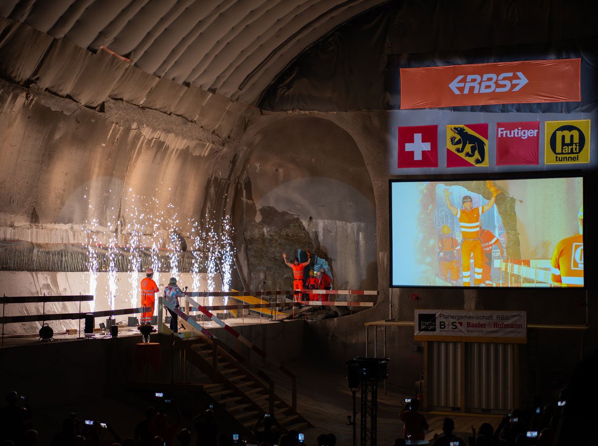 RBS tunnel breakthrough in Bern station, 2023