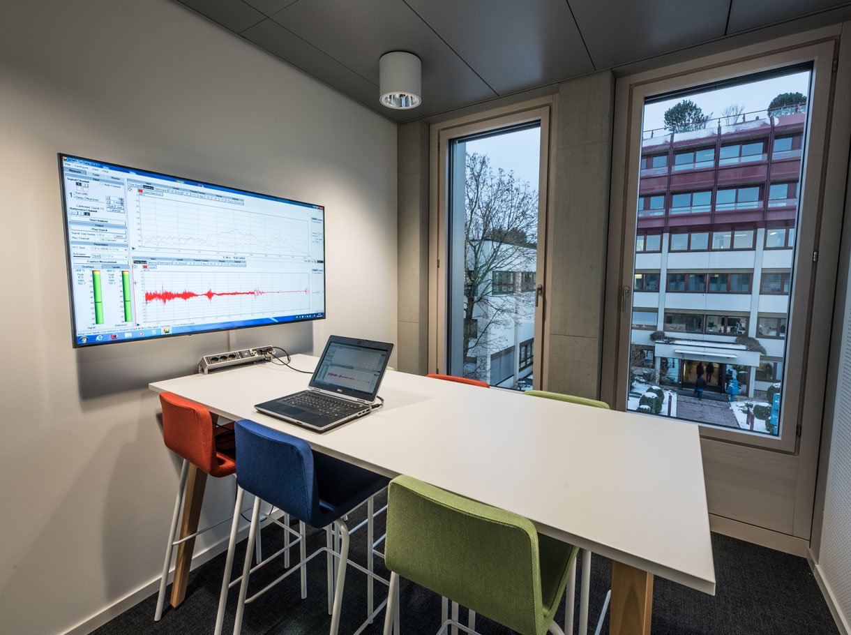 Reference picture Bruker BioSpin AG, meeting room